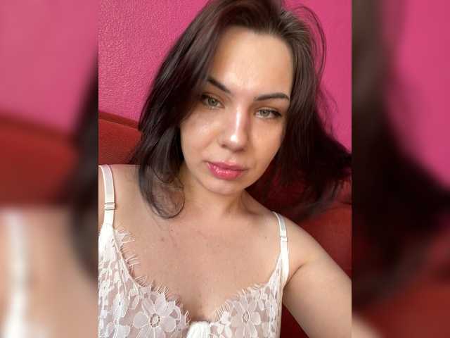 Entra en el chat con el modelo Family707 Family707