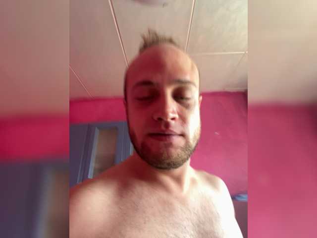 Vai a chattare su Family707 Family707