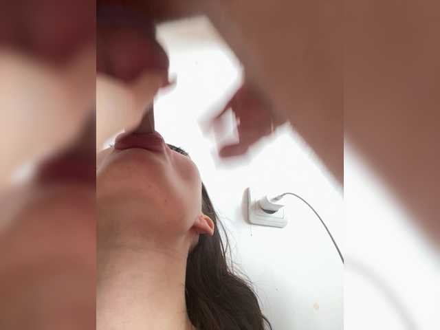 Gratis Live Sexcam mit YanaandEvan69 YanaandEvan69