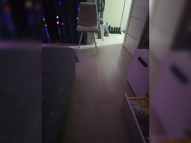 Entrez le videochat erotique avec le
modèle Skitovteam Skitovteam