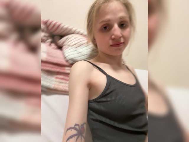 Entra en el chat con el modelo San-sony1 San-sony1