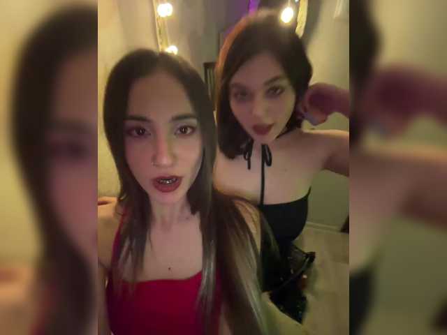 Entrez le videochat erotique avec le
modèle SweetPussies_andDick SweetPussies_andDick