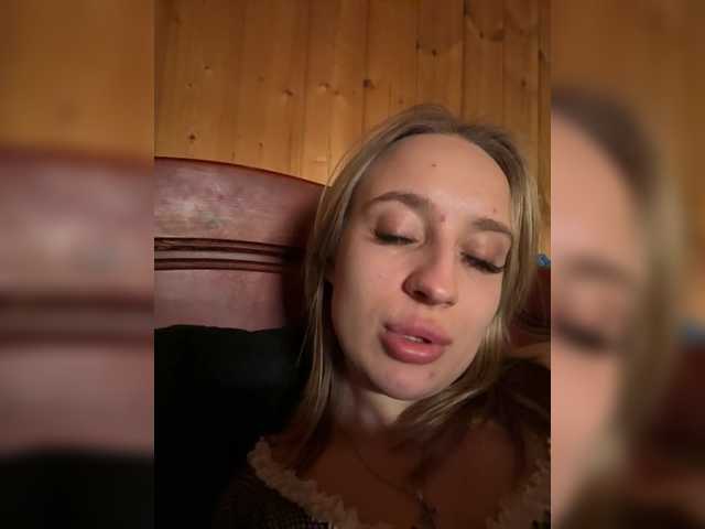 Vai a chattare su StarisLi StarisLi