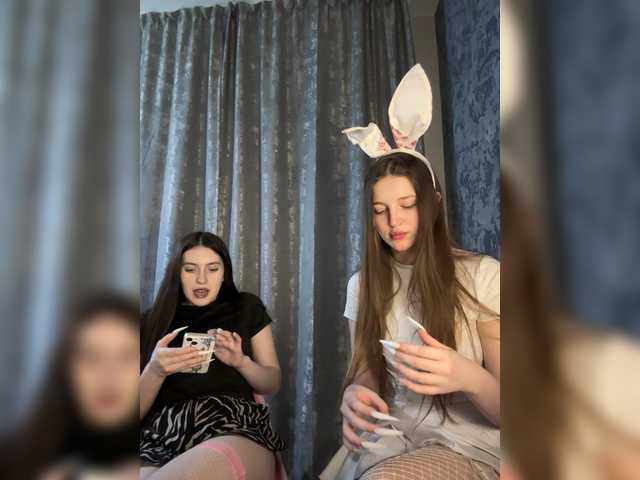 Vai a chattare su Konch-AI Konch-AI