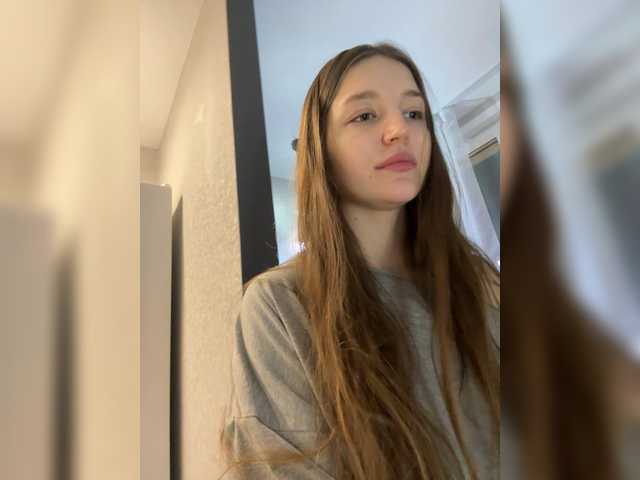 Vai a chattare su Konch-AI Konch-AI