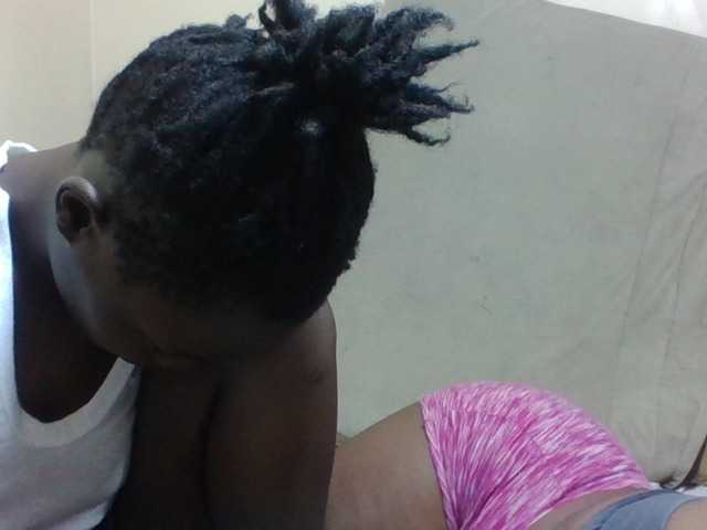 Vai a chattare su Vivid-girls Vivid-girls