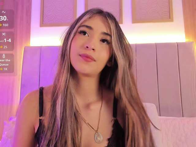 Gratis Live Sexcam mit AstraBelova AstraBelova