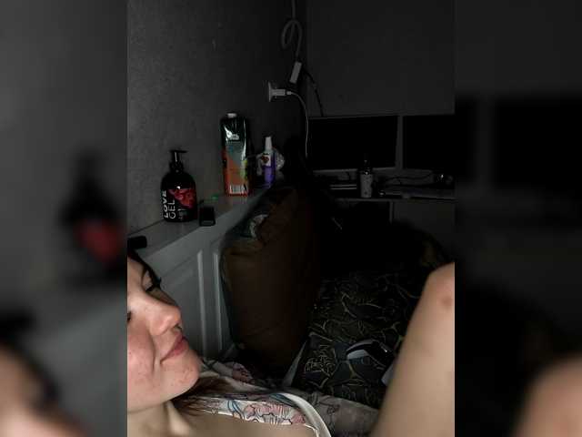 Entra en el chat con el modelo Korolev56 Korolev56