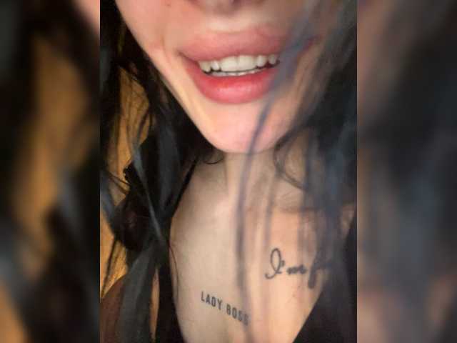 Vai a chattare su BestFriendsVanLove BestFriendsVanLove