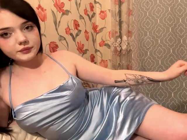 Entra en el chat con el modelo AnnmarieGuastella AnnmarieGuastella