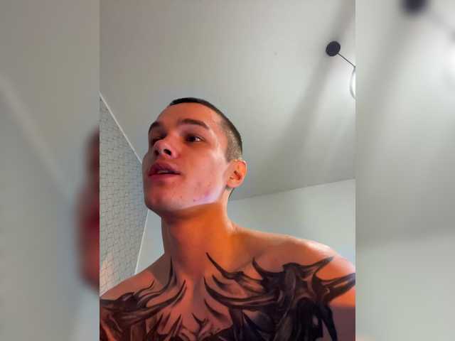 go to chat with AAOneLove