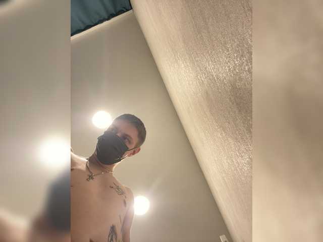 Entrez le videochat erotique avec le
modèle Mamaneeprostit1111 Mamaneeprostit1111