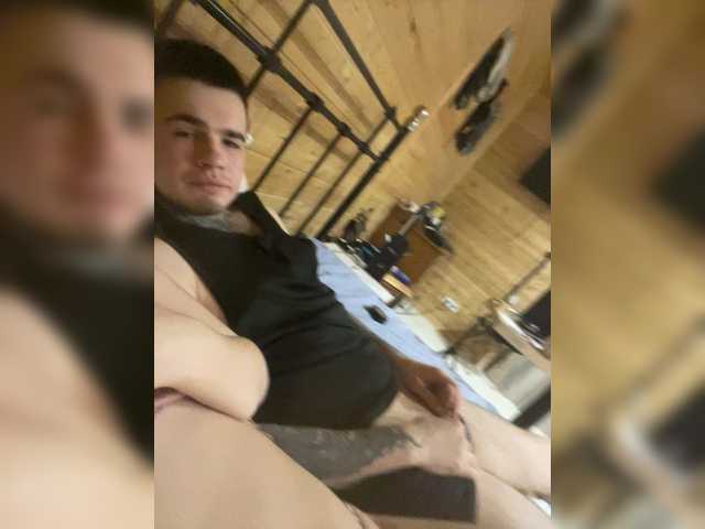 Vai a chattare su Brenden0Sati Brenden0Sati