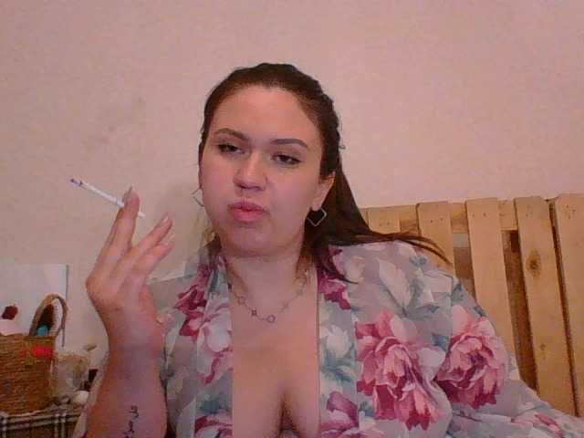 Idź na czacie Mia-Moona Mia-Moona