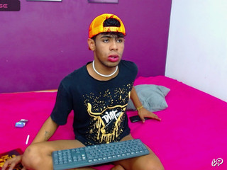 ebonyfemmeboy's ülesvõte 3