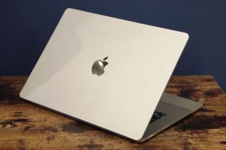 Apple MacBook Air 15 2024 2880x1864