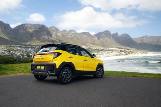 CAR (SUV MAHINDRA)