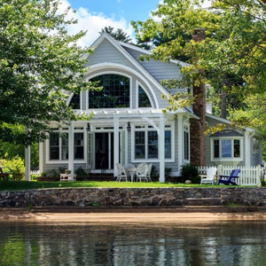 my cozy house by the river