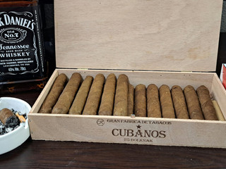 Wiskey and cigg