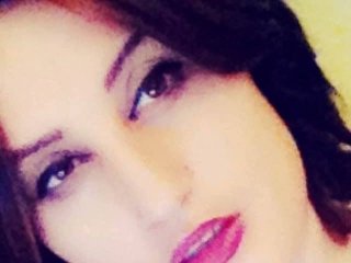 I Am A Brunette! People Call Me Madamxx, I'm 40 Yrs Old
