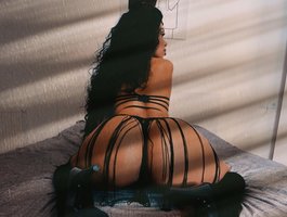 Moonaamour profile