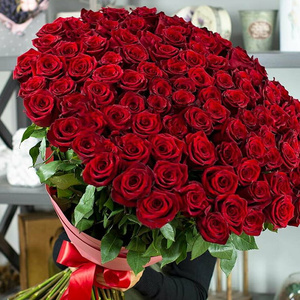 101 roses (10,000 tokens).