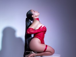 Sofia-Jones webcam