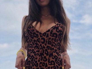 I Am A Brunette! At BongaCams I'm Named TashunyaMrrr