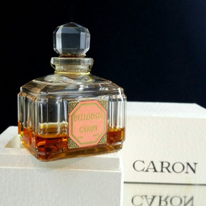 Fragrant perfume.