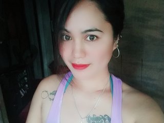 I'm A Live Cam Pleasing Girl And I'm 27 Years Old