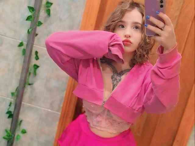 LittleDelora