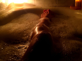 New legs in the bathtub