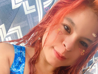 💋..................💋............💋..............