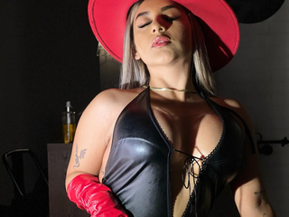 my favorite colors in a photo 🖤❤️