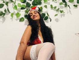 Webcam model AlaskaMiller from BongaCams