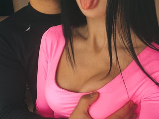 Live sex with Honeycouple webcam model