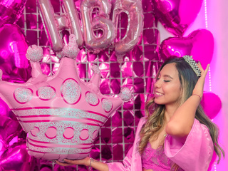 HBD MARTINA 🥳 👑 Your Queen 👑