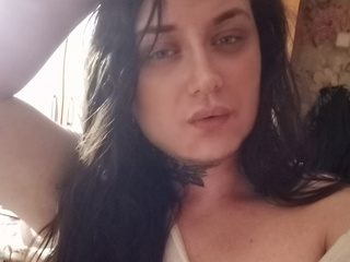 Без макияжа