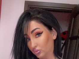 Watch MaryTia29 live on cam on BongaCams