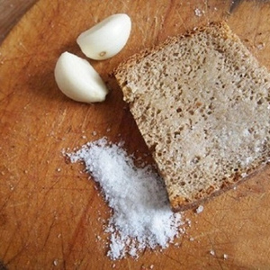 Salt and bread \ Salt and bread