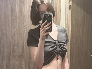 .♡＼(￣▽￣)／♡.