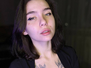 //