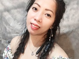 Kazzandra webcam model