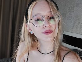 Kittenmeew's Profile Image