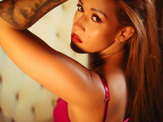 TELL ME IF MY ASS LOOKS SO GOOD