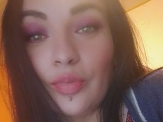 Miaabrownn2