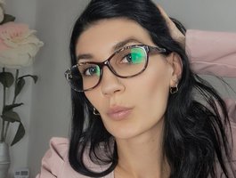SweetCassie live cam model at BongaCams