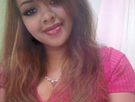 Asmonah live cam model at BongaCams
