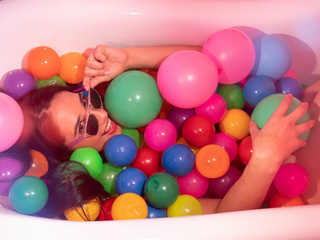 You like to play with balloons