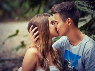 Our BongaCams Model Name Is B0nnieNCl1de! We Are Blonde, We Are 18 Years Of Age